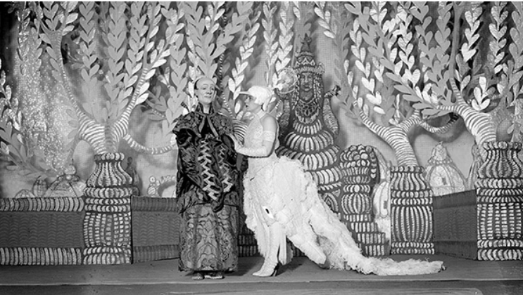 El pavo real, 1922
