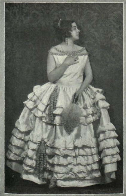 Jeanne Lavin, 1923