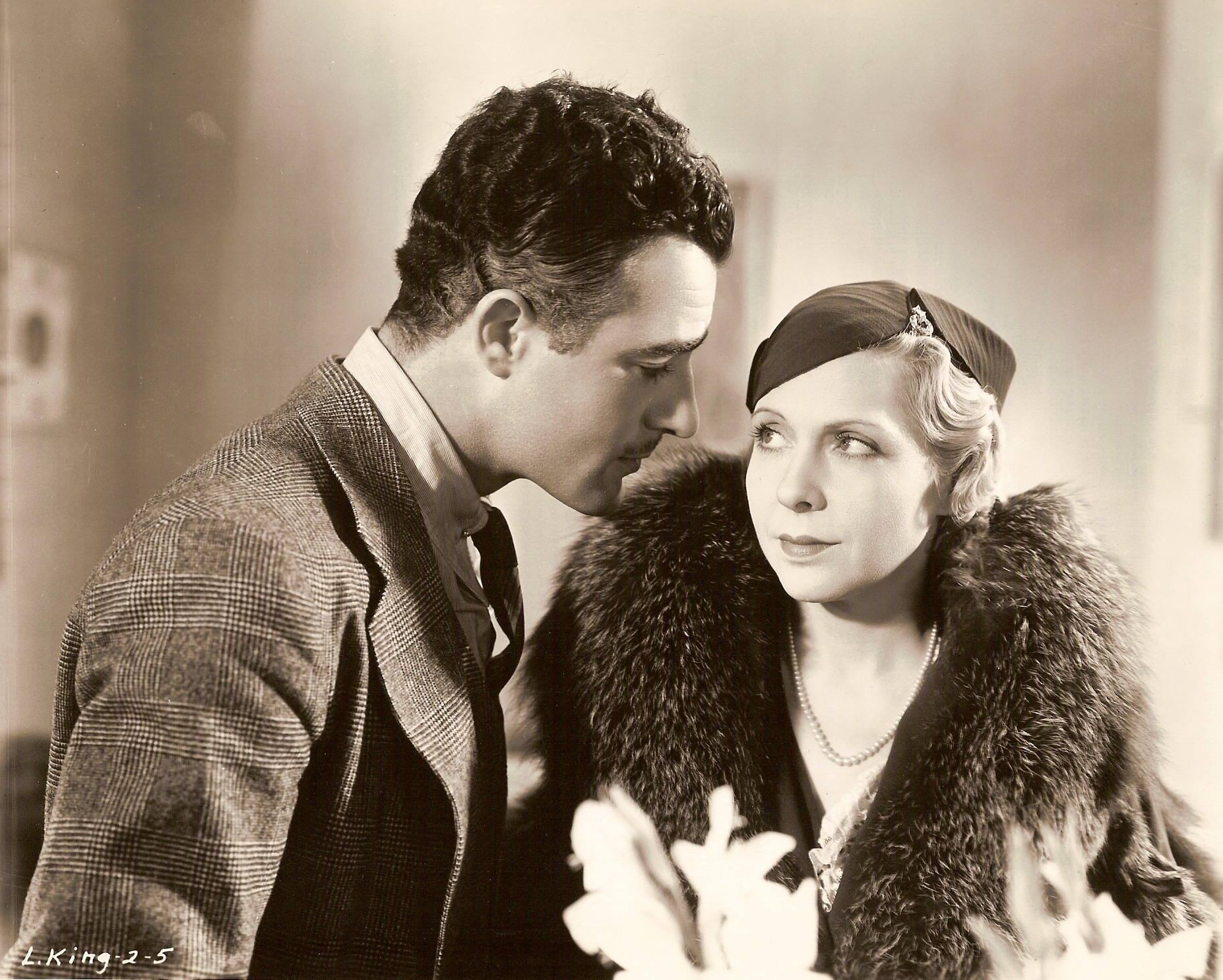 Una viuda romántica, 1933